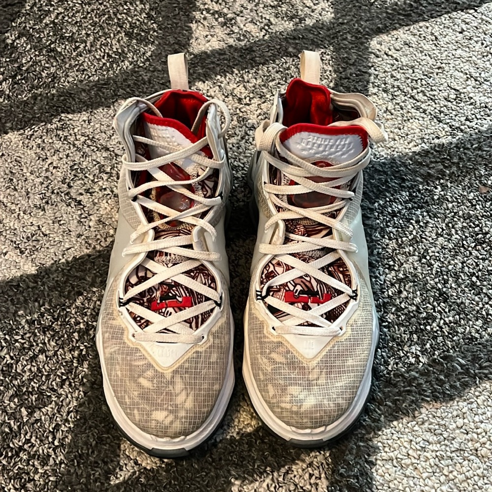 Lebron 19 strive for greatness red and white sz 13